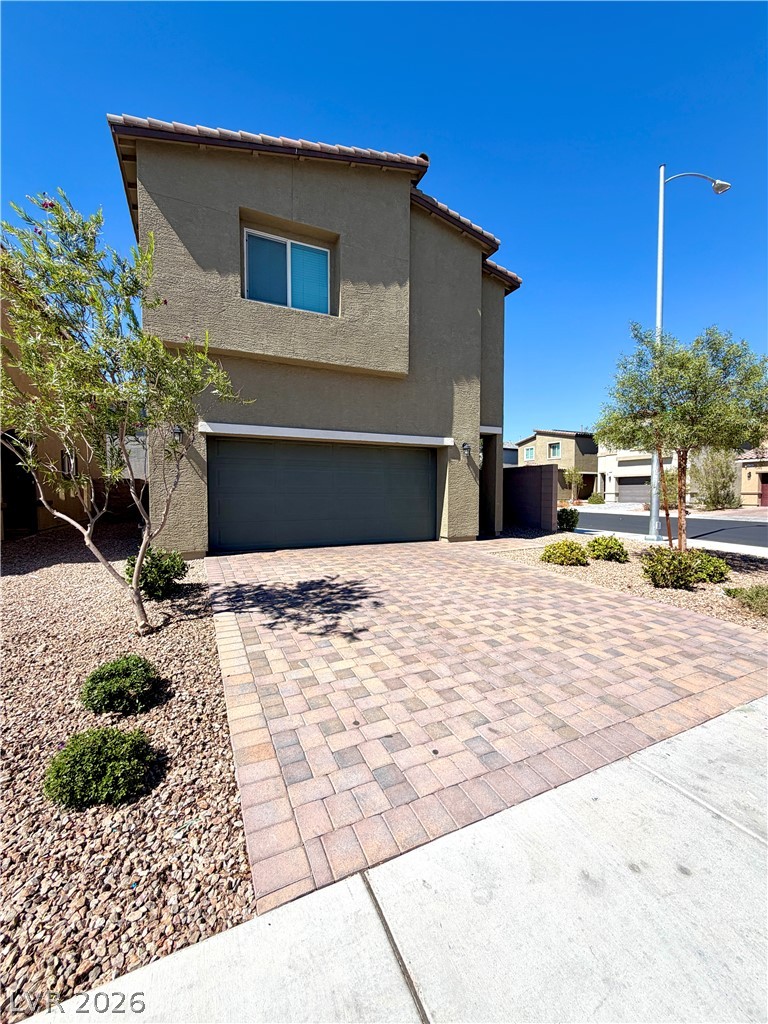 10051 Indigo Cliffs Street Property Photo 3