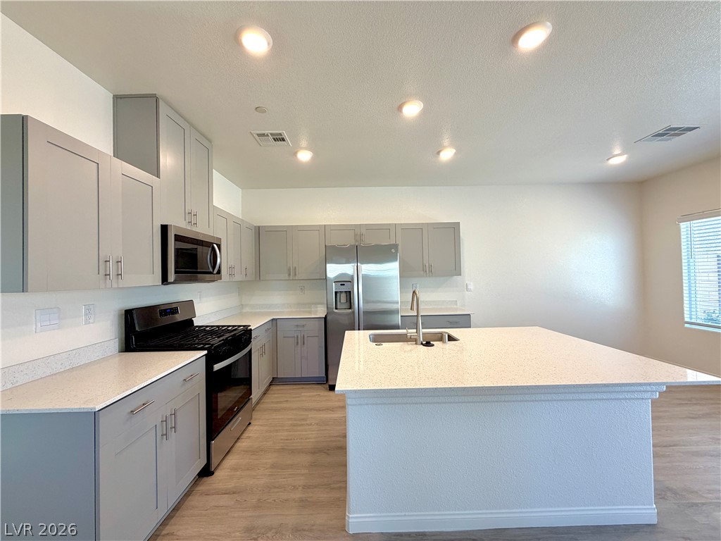10051 Indigo Cliffs Street Property Photo 8