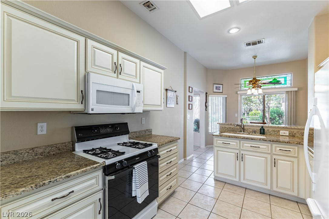 10005 Arbuckle Drive Property Photo 8