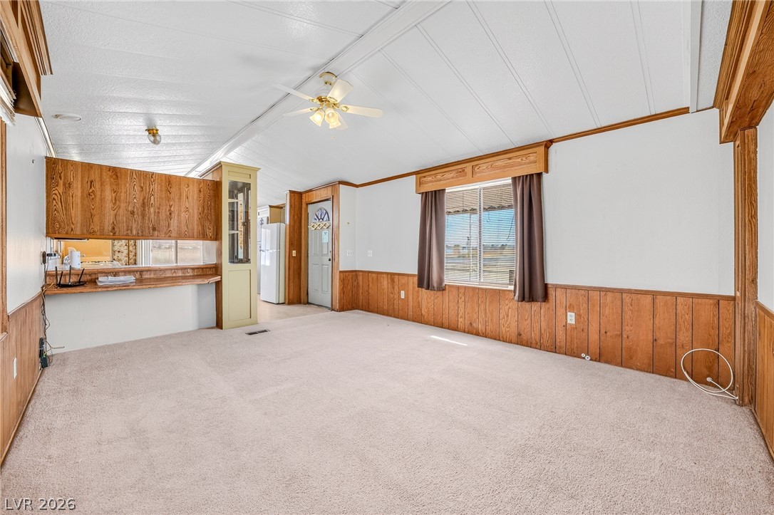 520 West Basin Avenue Property Photo 8