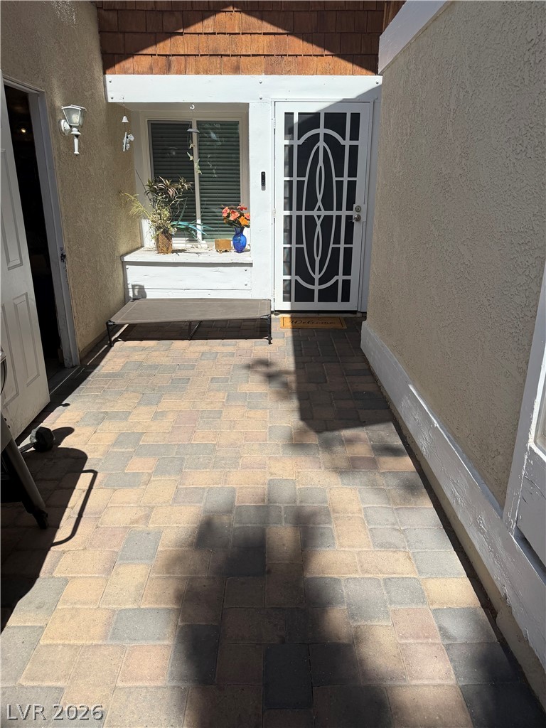 3126 Belvedere Drive Property Photo 2