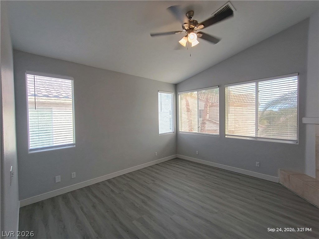 9737 Ravine Avenue Property Photo 11