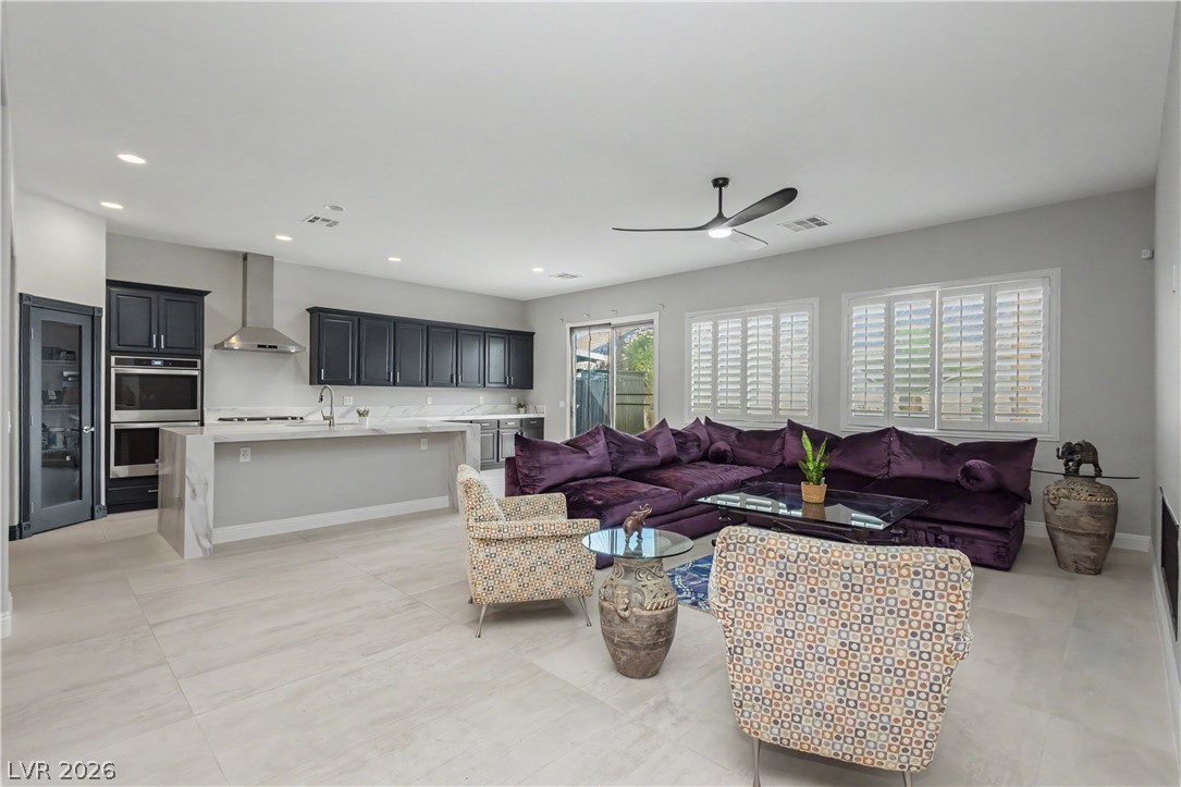 7126 Spindle Berry Street Property Photo 12