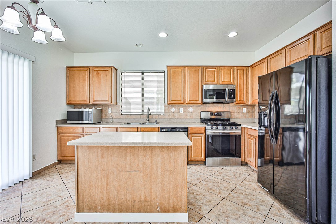 7647 Mocorito Avenue Property Photo 15