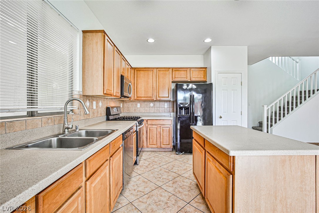 7647 Mocorito Avenue Property Photo 16