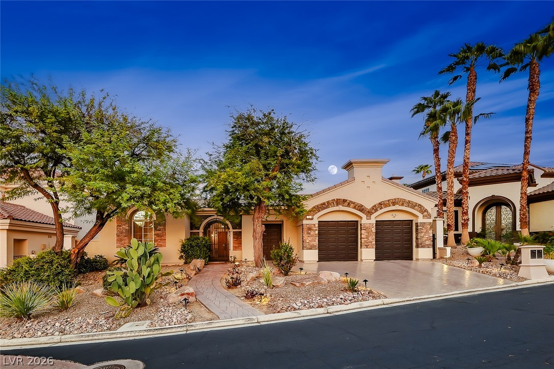 25 Avenida Fiori Property Photo 6