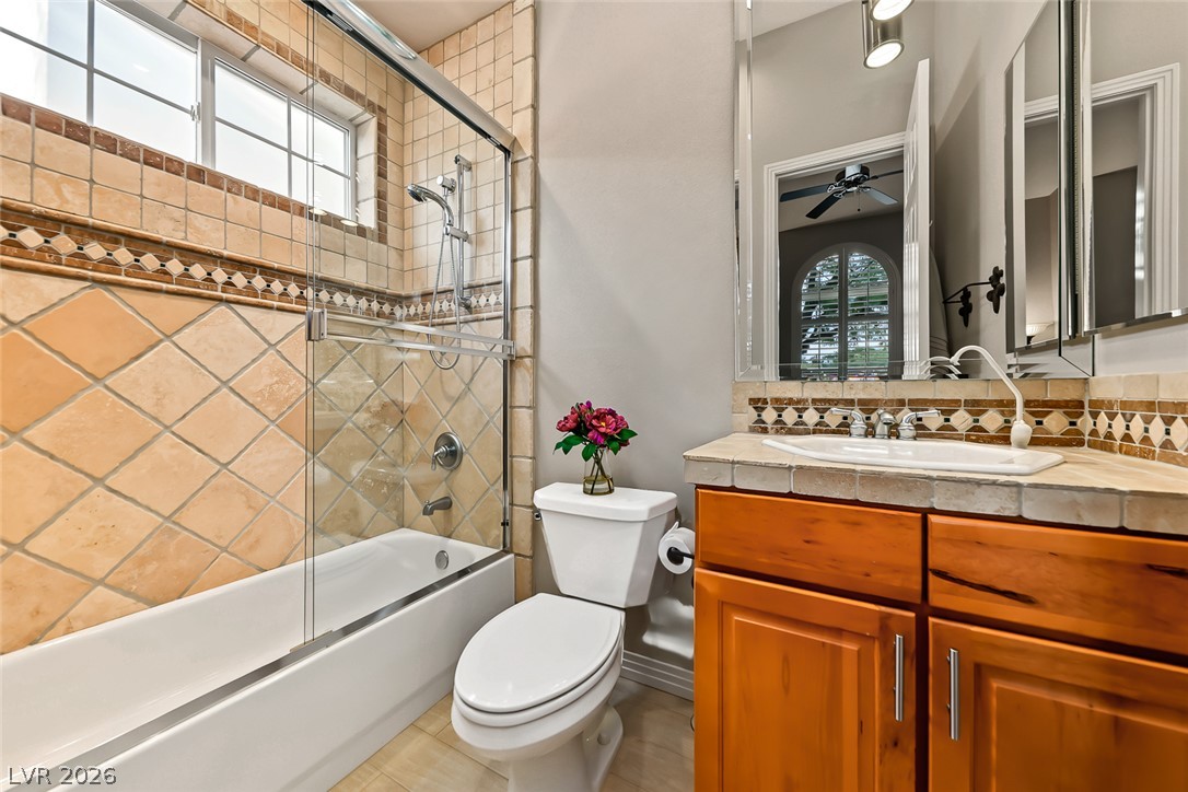 25 Avenida Fiori Property Photo 42