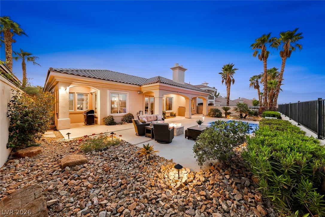 25 Avenida Fiori Property Photo 48