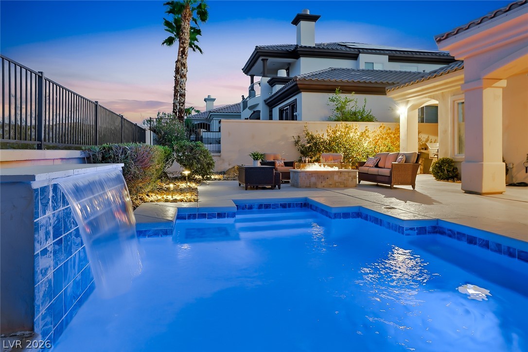 25 Avenida Fiori Property Photo 55