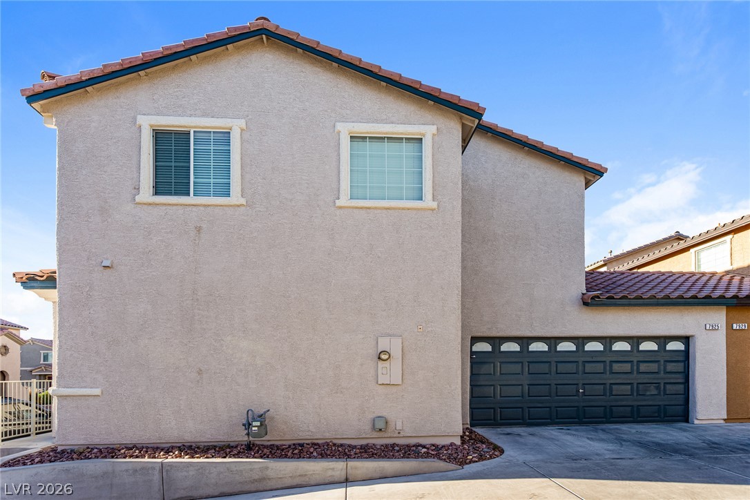 7925 Violet Sky Street Property Photo 4
