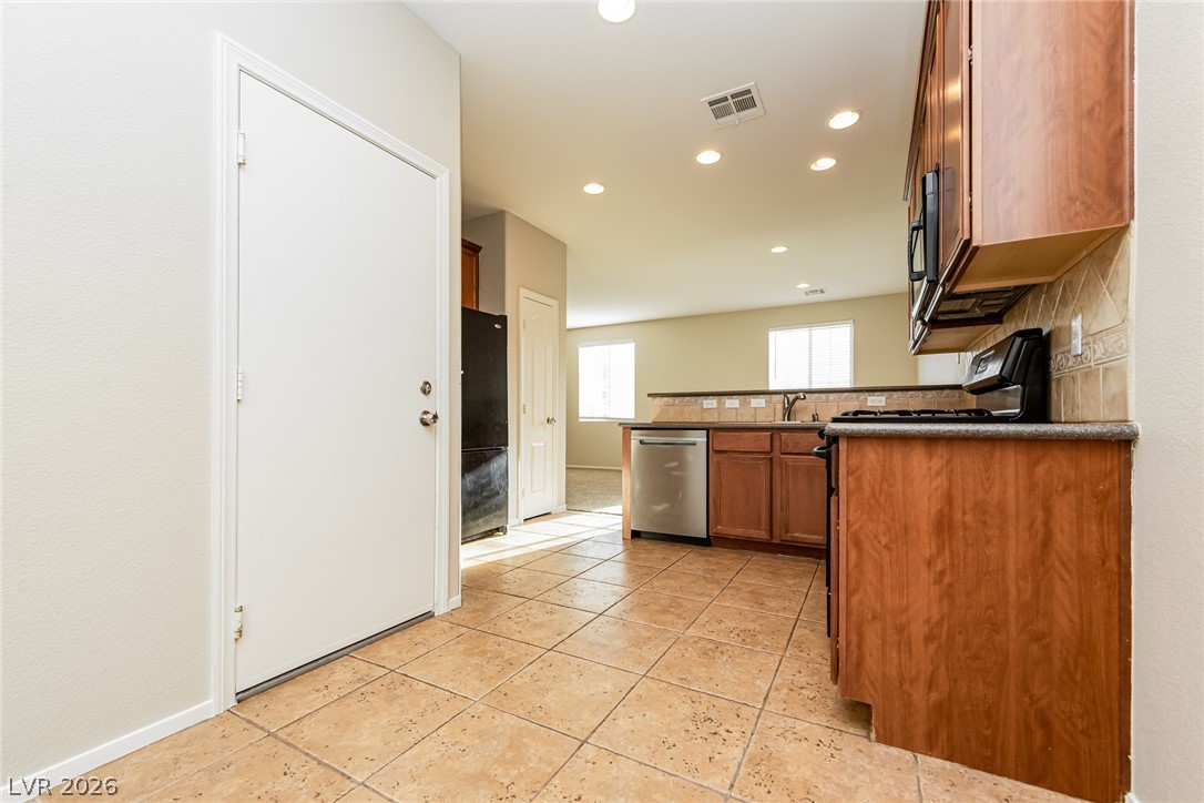 7925 Violet Sky Street Property Photo 8