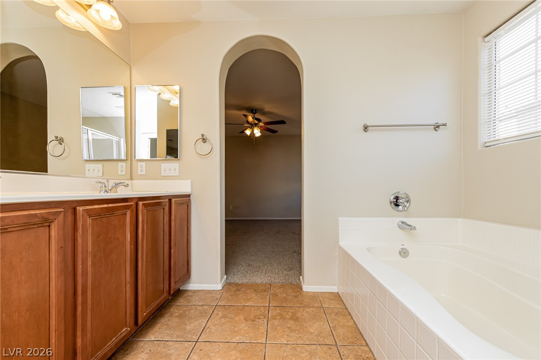 7925 Violet Sky Street Property Photo 14