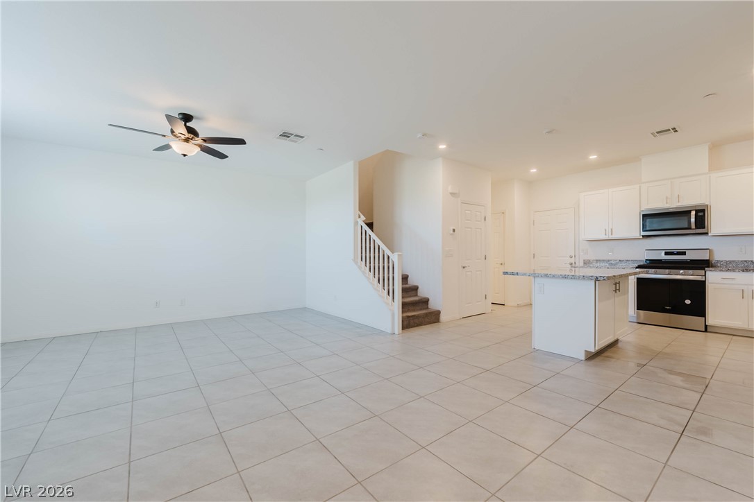 502 Ylang Place Property Photo 10