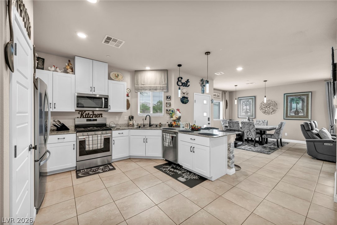7481 Garnet Moon Street Property Photo 15