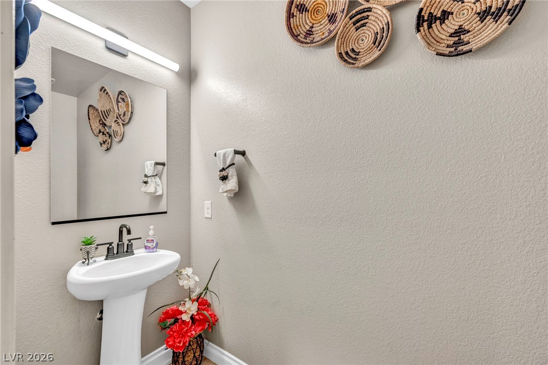 7481 Garnet Moon Street Property Photo 41