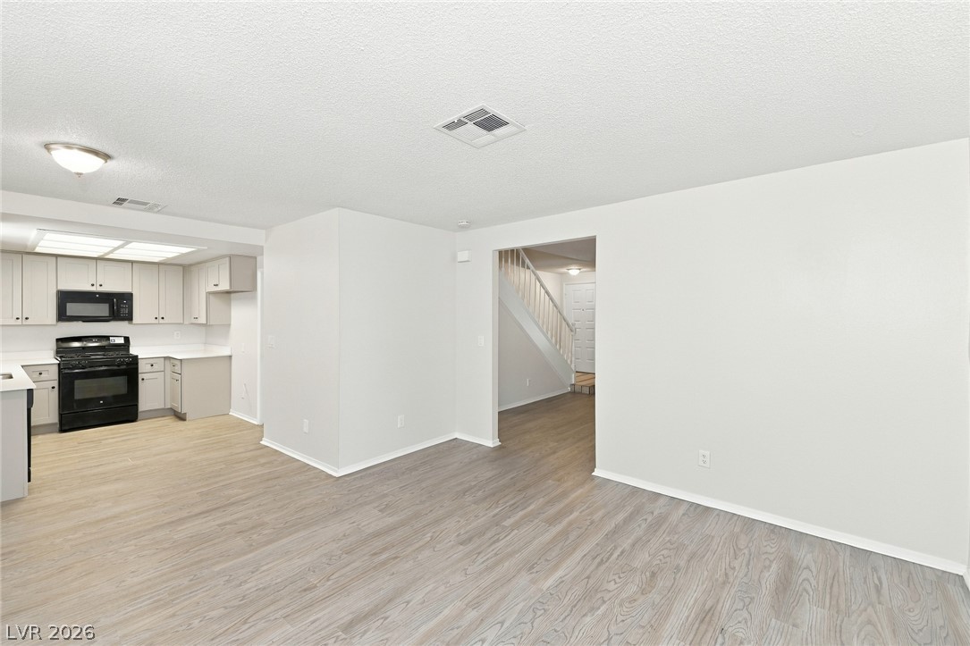 378 Tierra Street Property Photo 12