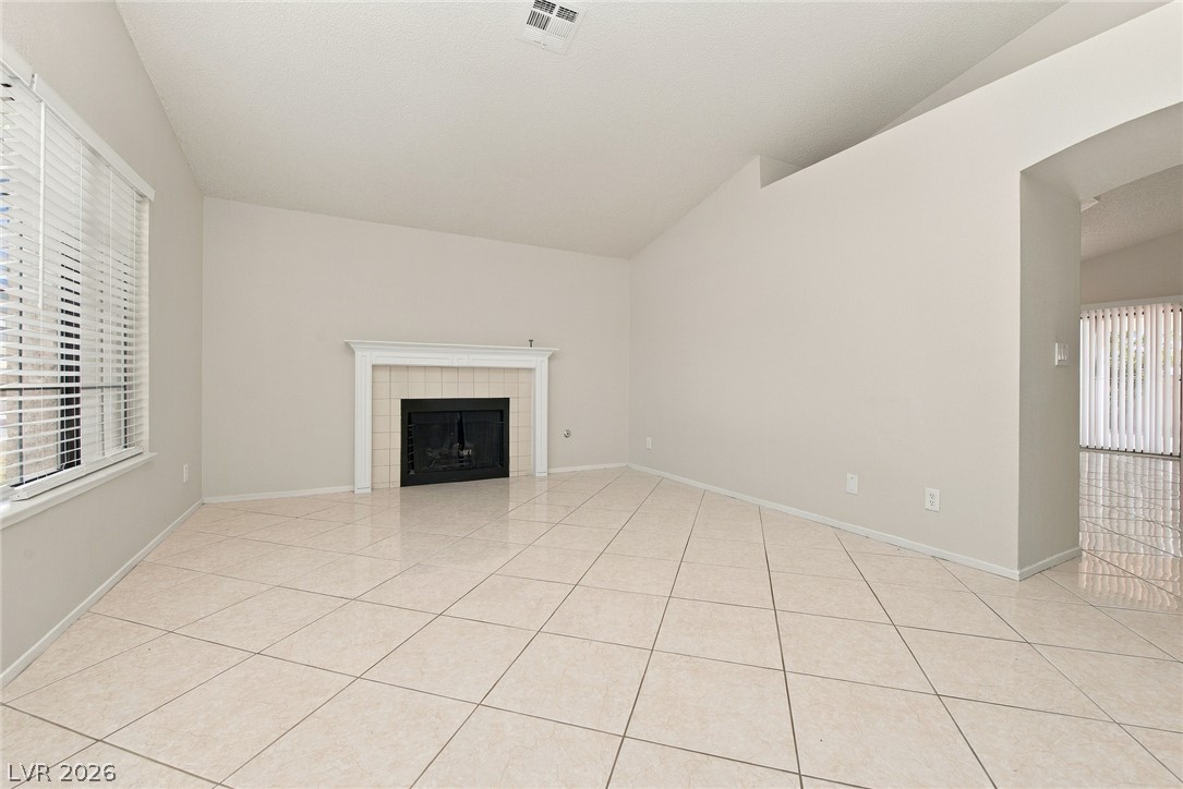 4448 Ryder Lane Property Photo 4