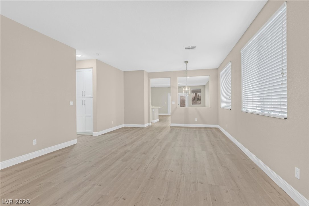 2259 Surrey Meadows Avenue Property Photo 3