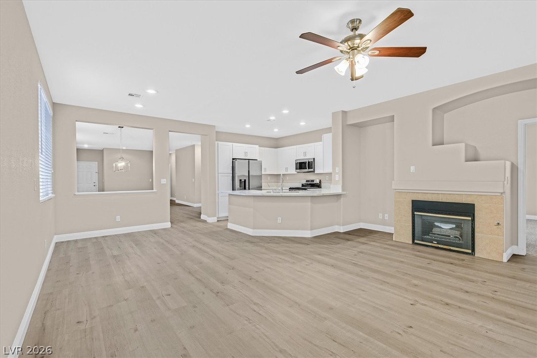 2259 Surrey Meadows Avenue Property Photo 4