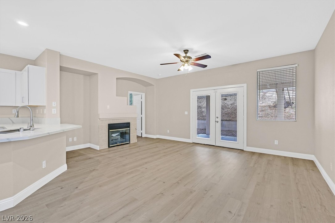 2259 Surrey Meadows Avenue Property Photo 9
