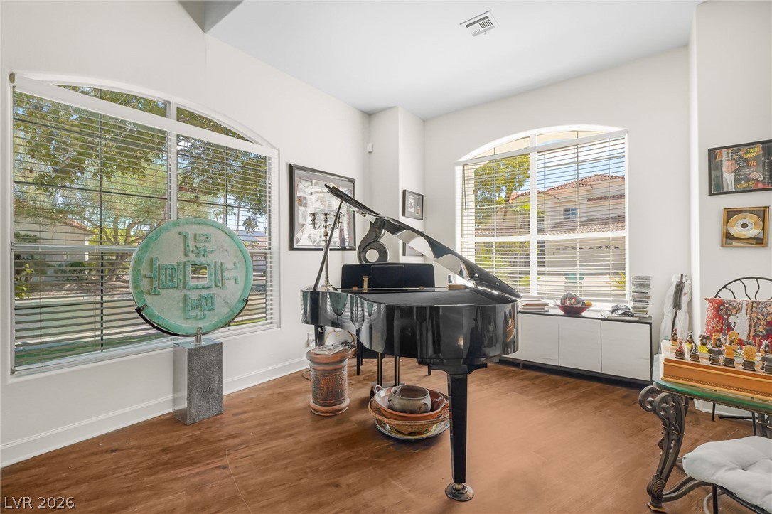1930 Davina Street Property Photo 6