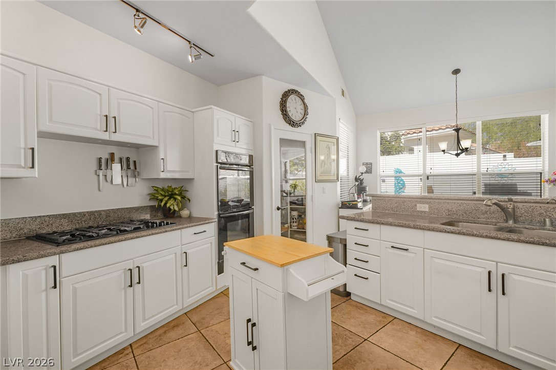 1930 Davina Street Property Photo 7