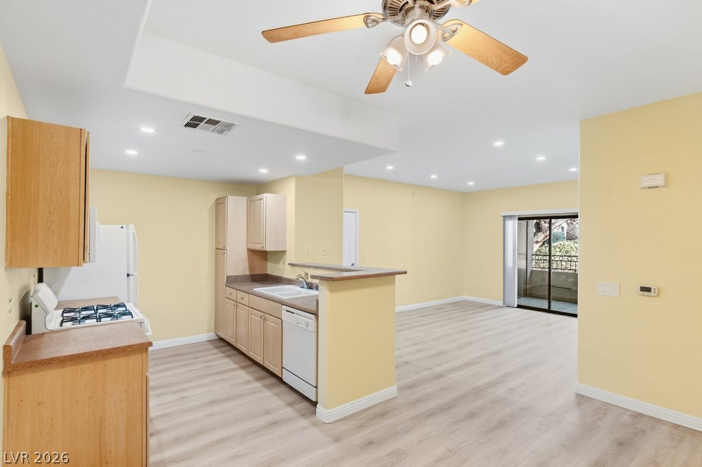 8250 North Grand Canyon Drive 1047 Property Photo 11