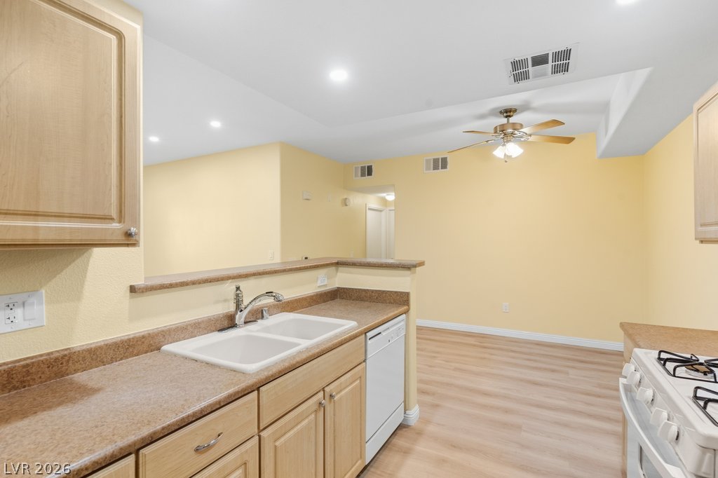8250 North Grand Canyon Drive 1047 Property Photo 13