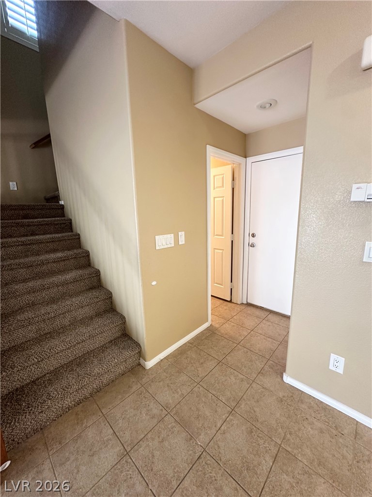 9280 Sunny Oven Court Property Photo 4