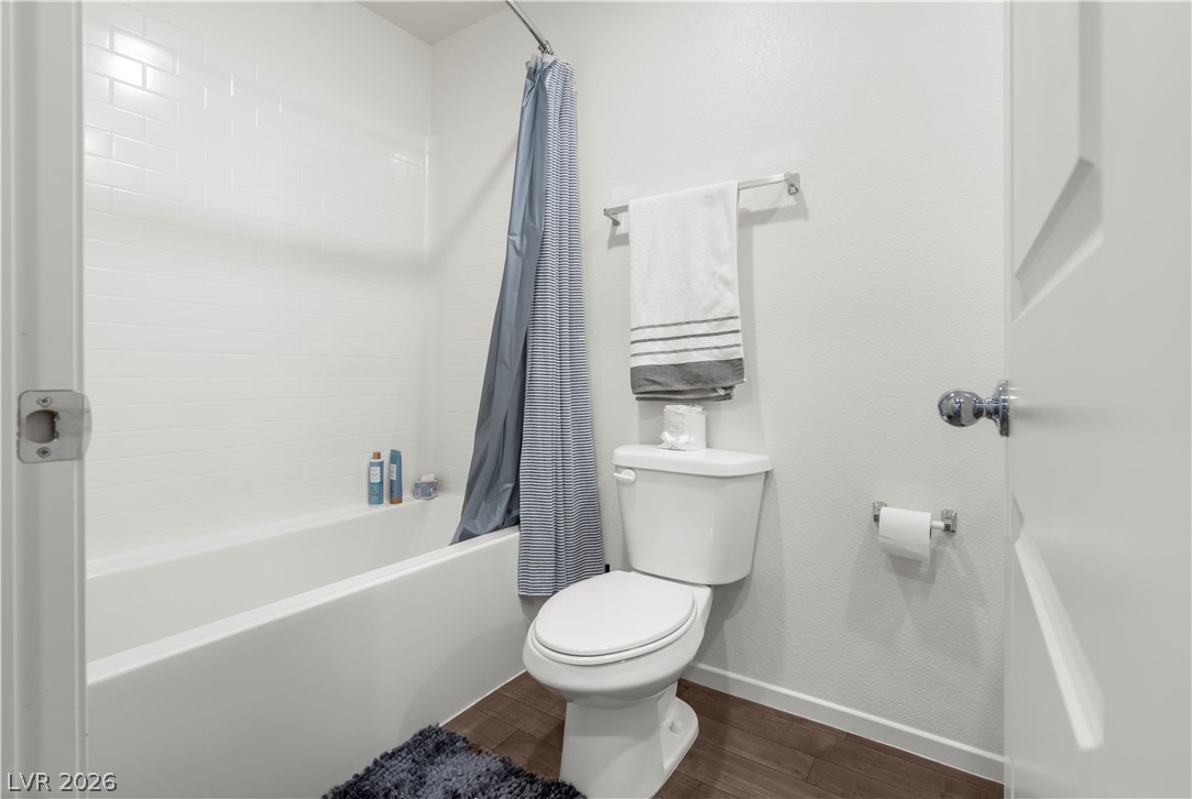 1128 Scarlet Sparrow Street Property Photo 15