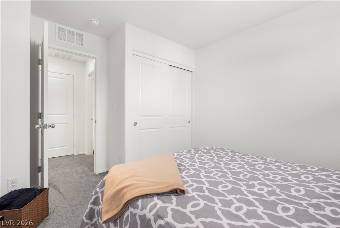 1128 Scarlet Sparrow Street Property Photo 18