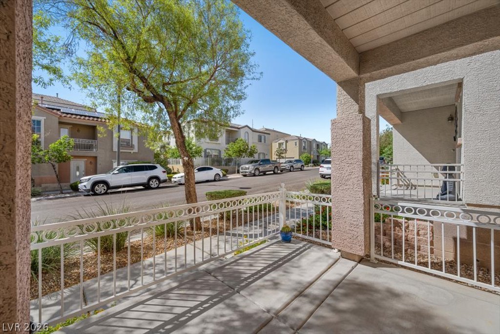 9132 Alluring Avenue Property Photo 6