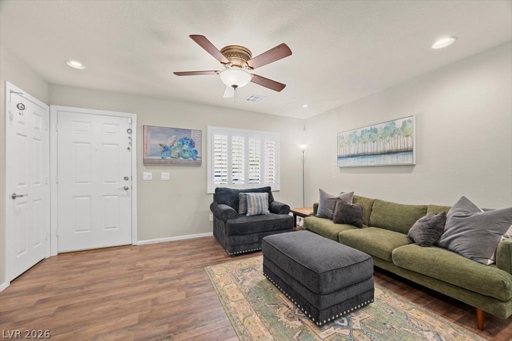9132 Alluring Avenue Property Photo 10