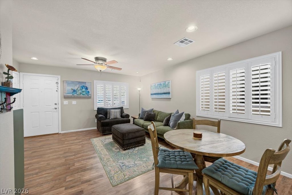 9132 Alluring Avenue Property Photo 14