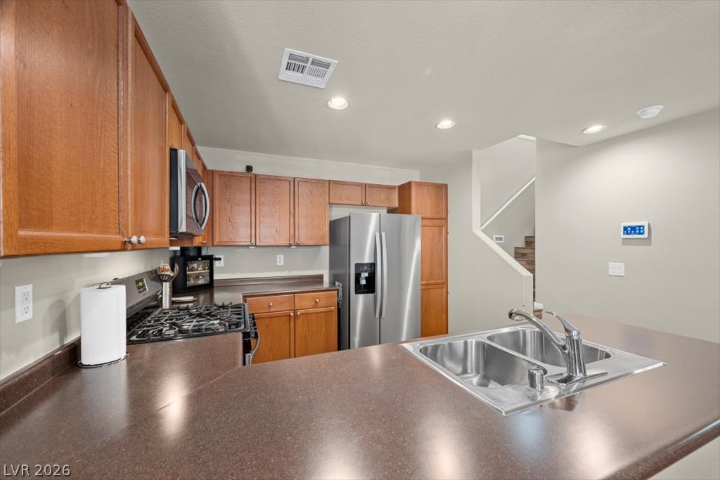 9132 Alluring Avenue Property Photo 16