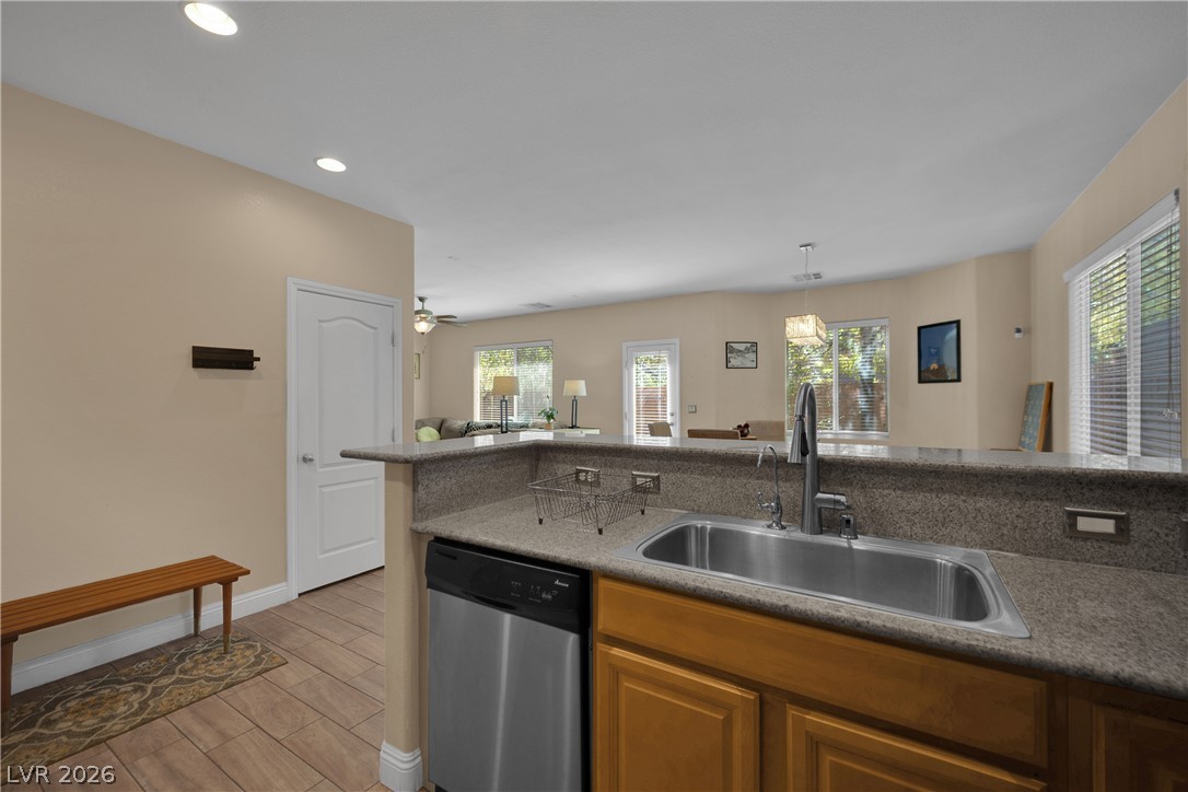 9325 Euphoria Rose Avenue Property Photo 15