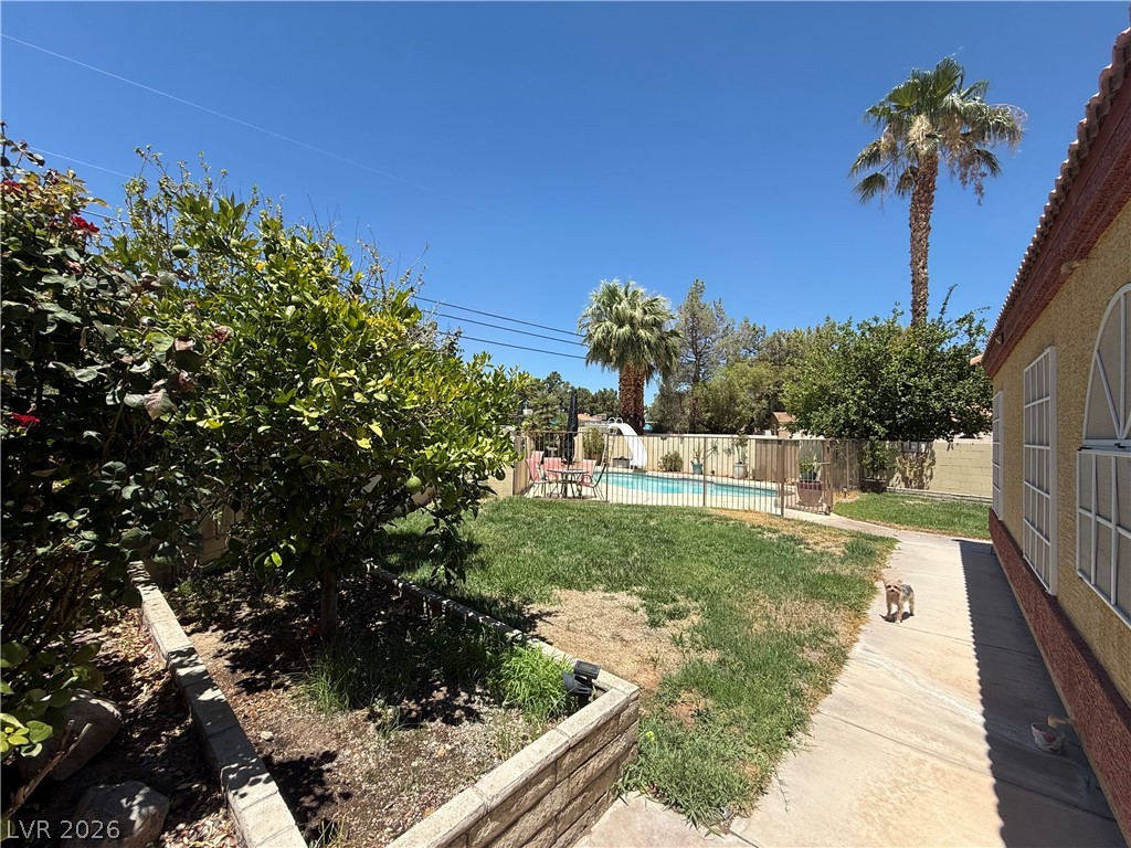 7508 Wheat Grass Court Property Photo 6