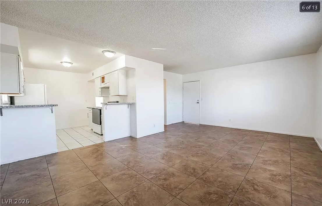 32 Gold Bar Court Property Photo 4
