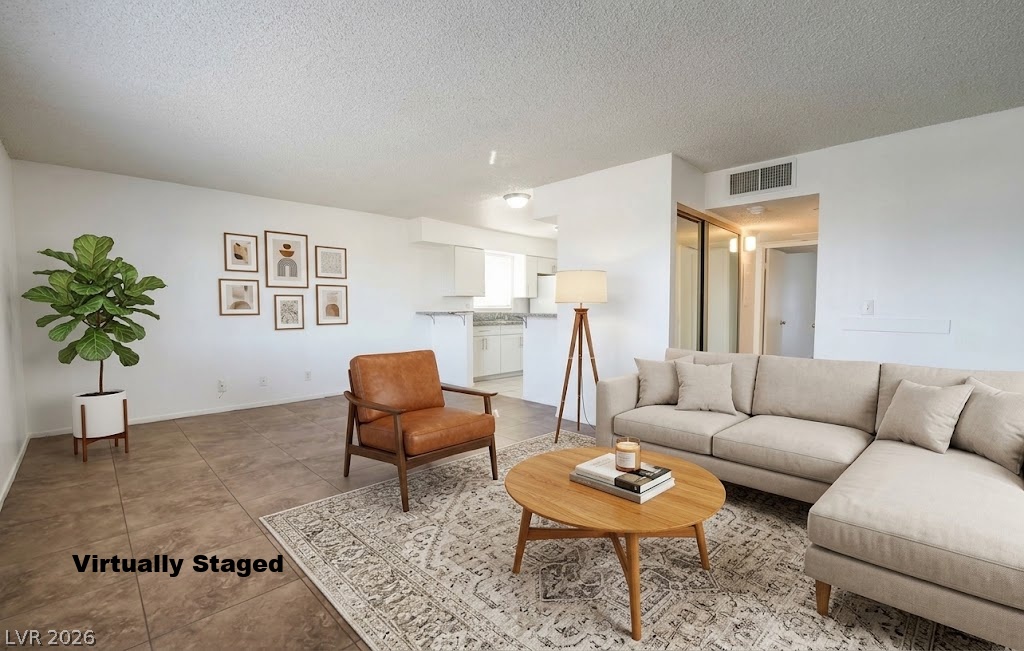 32 Gold Bar Court Property Photo 5