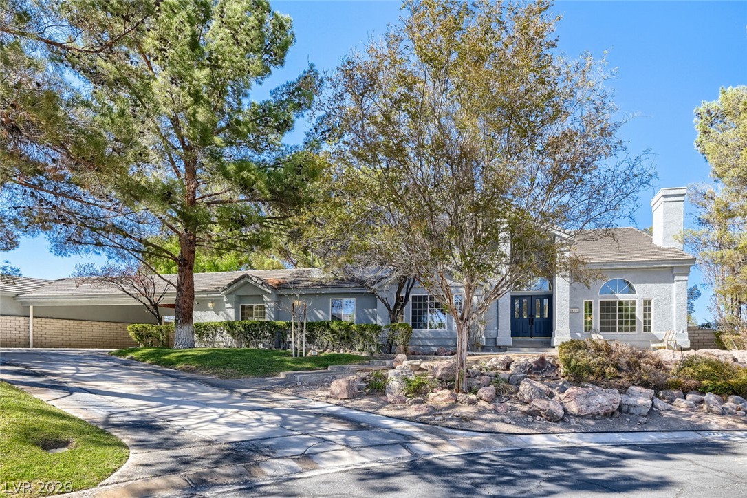 8415 Del Vista Court Property Photo 1