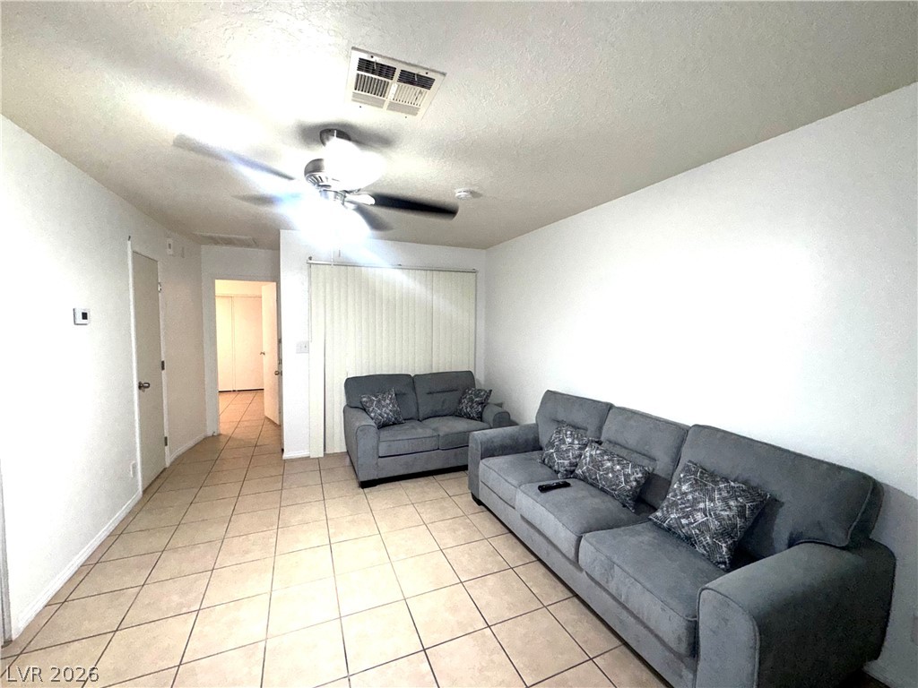 461 North Lamb Boulevard B Property Photo 1
