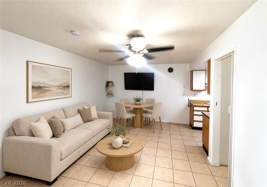 461 North Lamb Boulevard B Property Photo 1