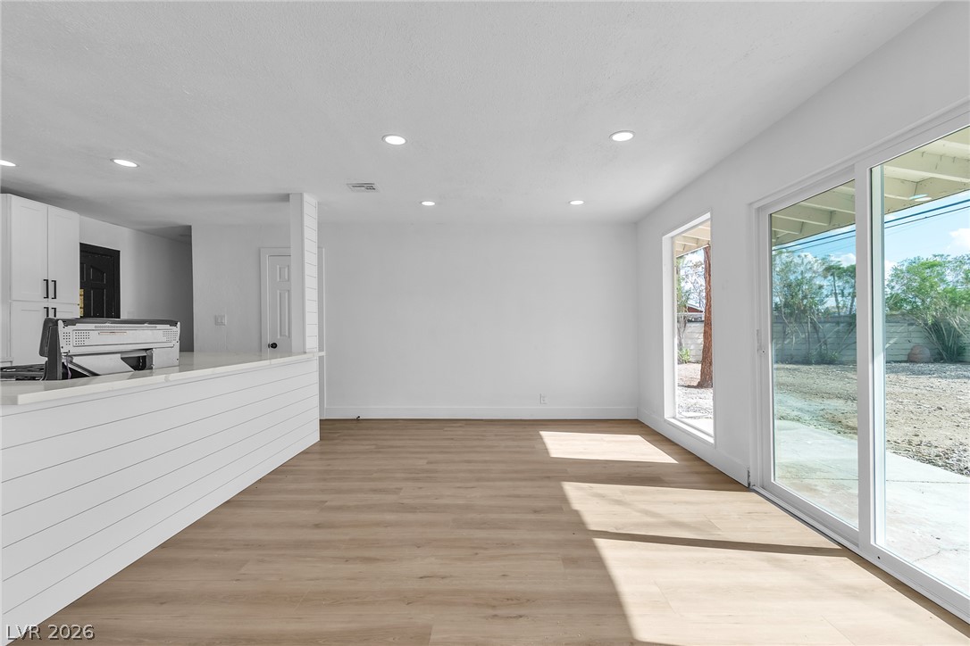 1115 Arrowhead Avenue Property Photo 8
