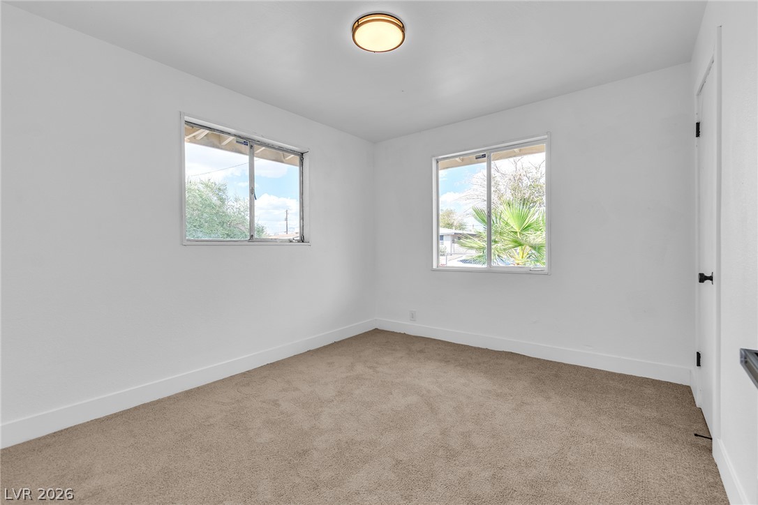 1115 Arrowhead Avenue Property Photo 10