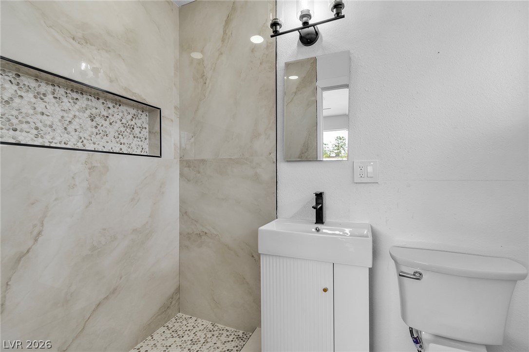 1115 Arrowhead Avenue Property Photo 18