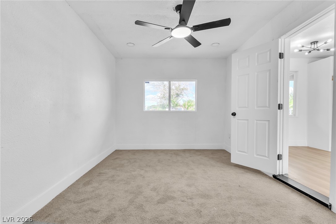 1115 Arrowhead Avenue Property Photo 30