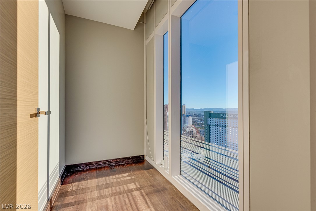 3750 Las Vegas Boulevard 3011 Property Photo 6