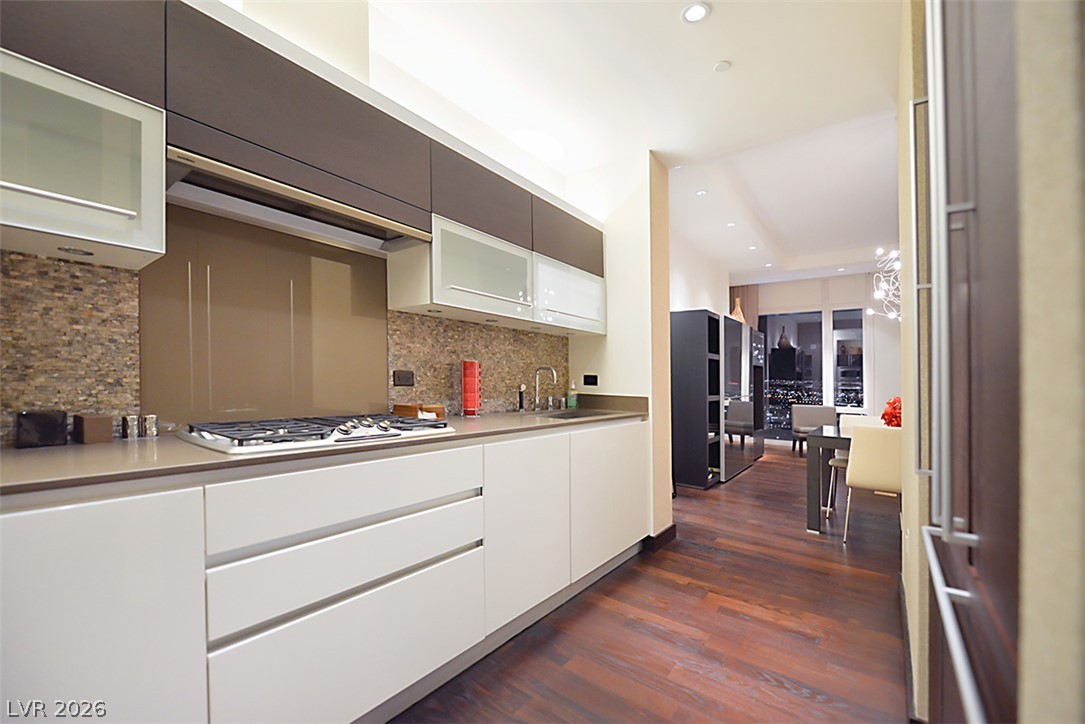 3750 Las Vegas Boulevard 3011 Property Photo 7
