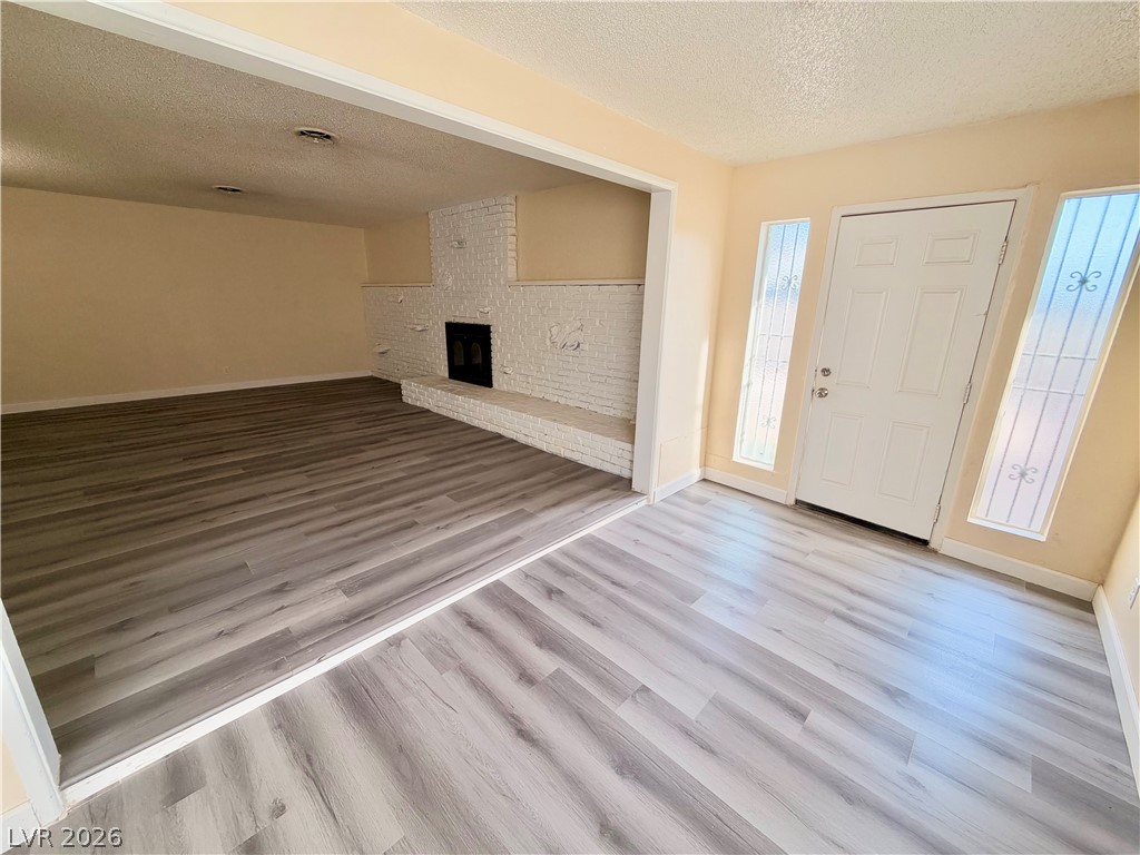 961 Toni Avenue Property Photo 8