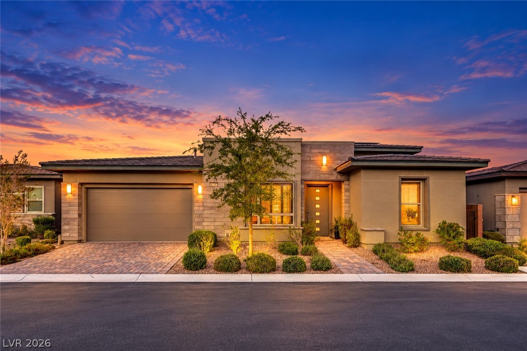 6706 Desert Crimson Street Property Photo 1